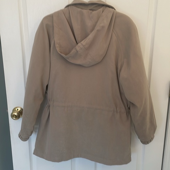 London Fog all weather coat - Picture 2 of 3